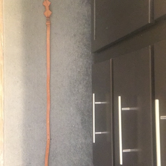 Skinny Faux Leather Waist Belt - Picture 8 of 16